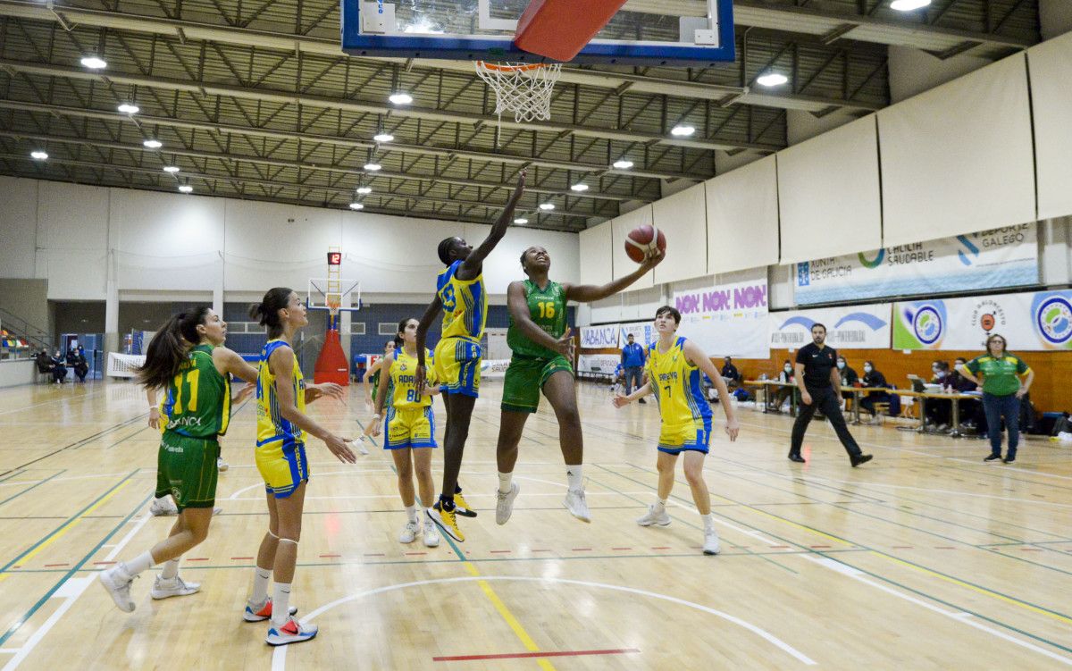 Partido de Liga Femenina 2 entre o Arxil e o Vega Lagunera Adareva Tenerife no CGTD