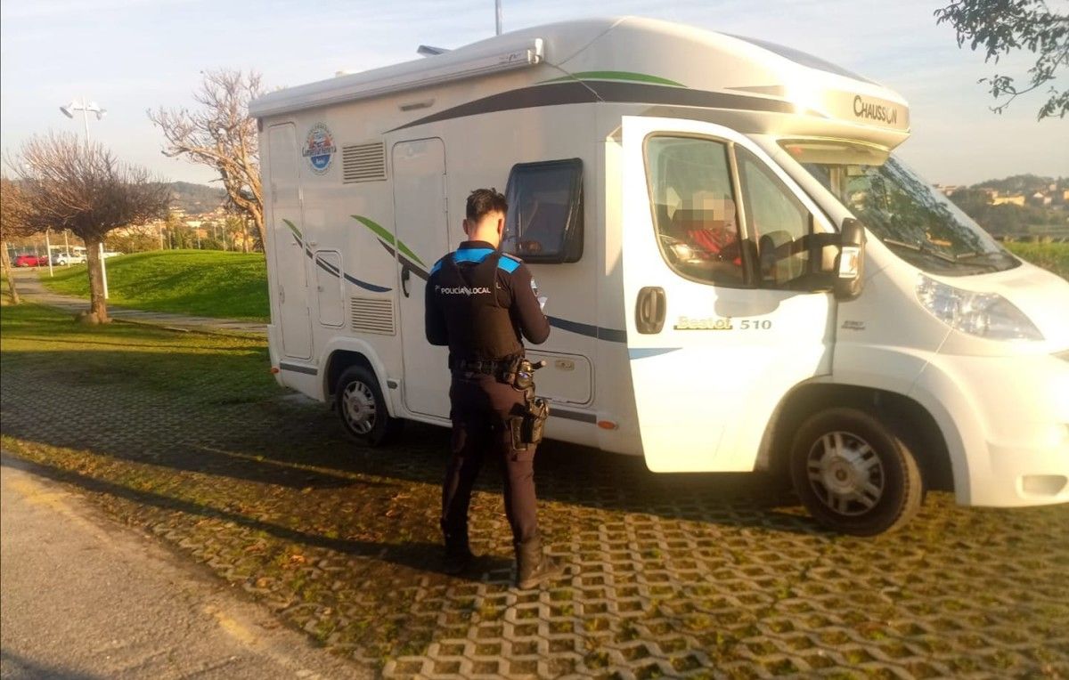 Control en el área de autocaravanas de A Seca
