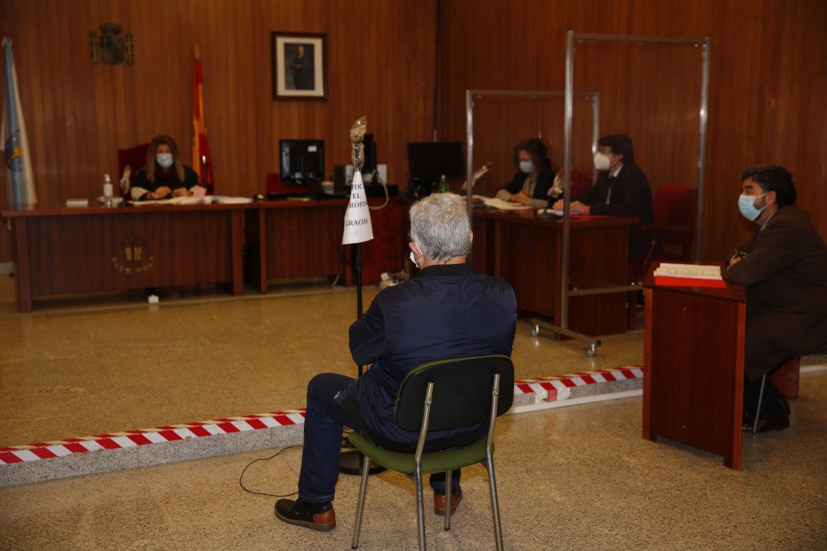 Xuízo por ameazas, lesións e danos a dous ciclistas