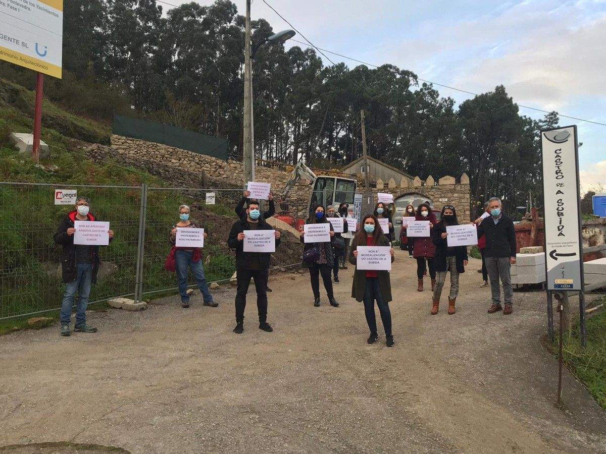 Mobilización convocada polo BNG en defensa do castro da Subidá