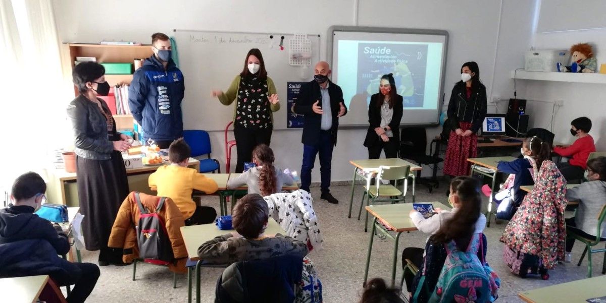 Charla 'Saúde, alimentación e actividade física' no CEIP A Xunqueira I