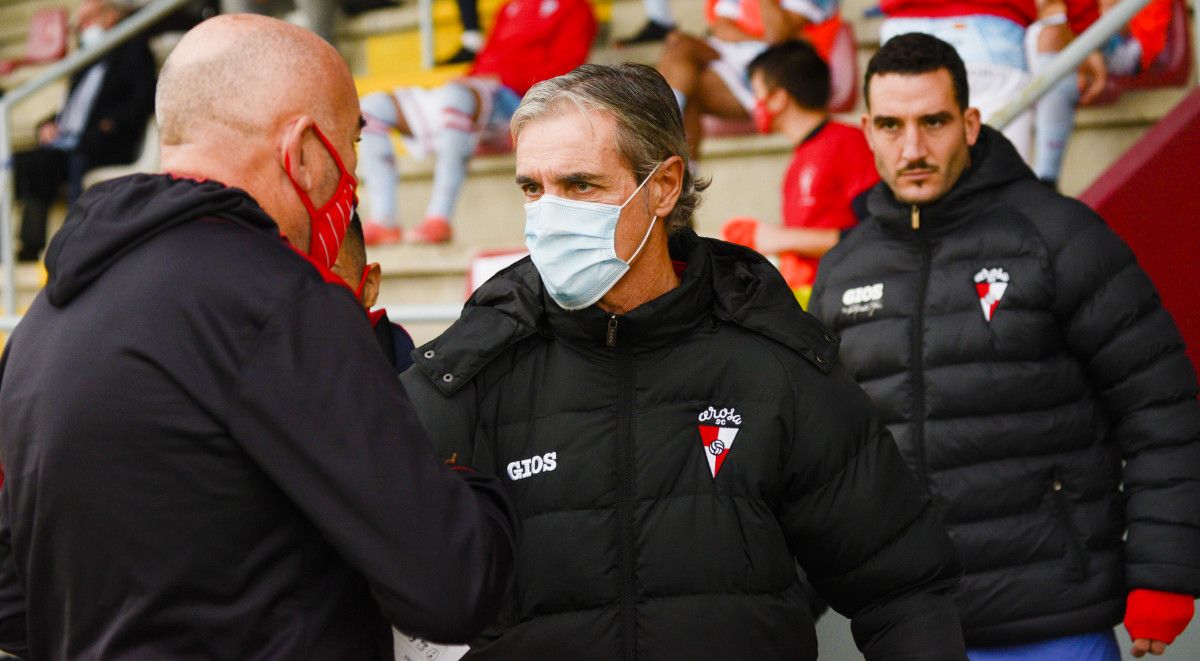 Rafa Saez no partido entre Arosa e Atios na Lomba