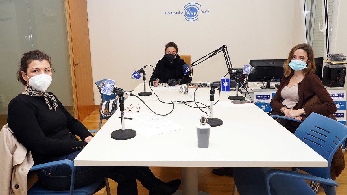 Esther Bailón y Berta Nogueira en las Conversas na Ferrería de PontevedraViva Radio