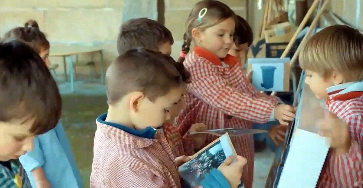 Escolares del EEI Verducido realizando actividades del Plan Revitaliza