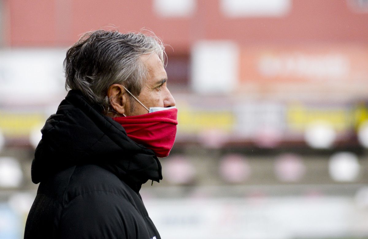 Rafa Sáez, en un partido entre el Arosa y el Ribadumia en A Lomba