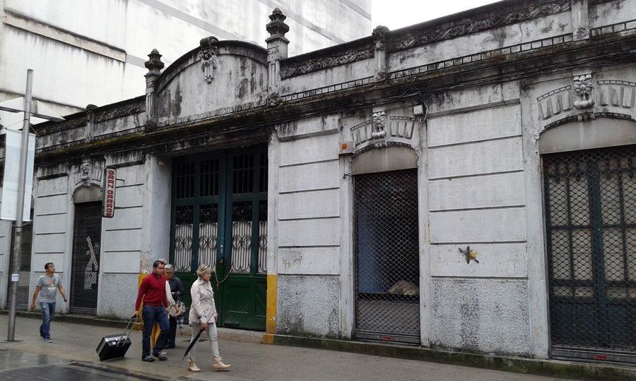 Gran Garaje en la calle Benito Corbal