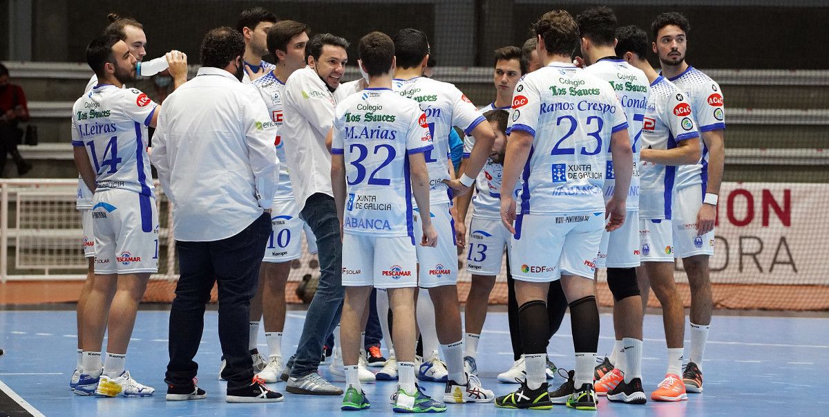 Partido da Liga Asobal entre Cisne e Ademar León