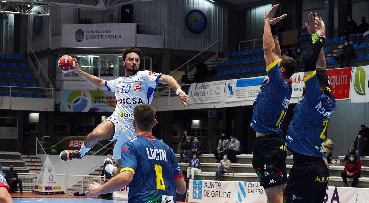 Partido da Liga Asobal entre Cisne e Ademar León