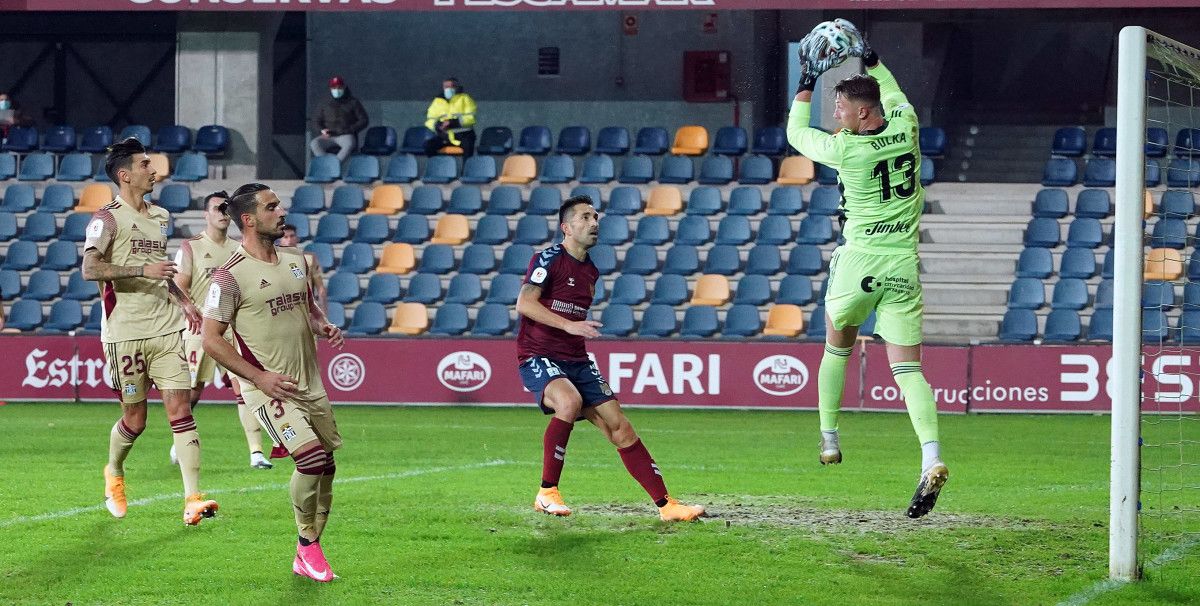 Charles, no partido de Copa do Rei 2020/2021 entre Pontevedra e Cartagena en Pasarón