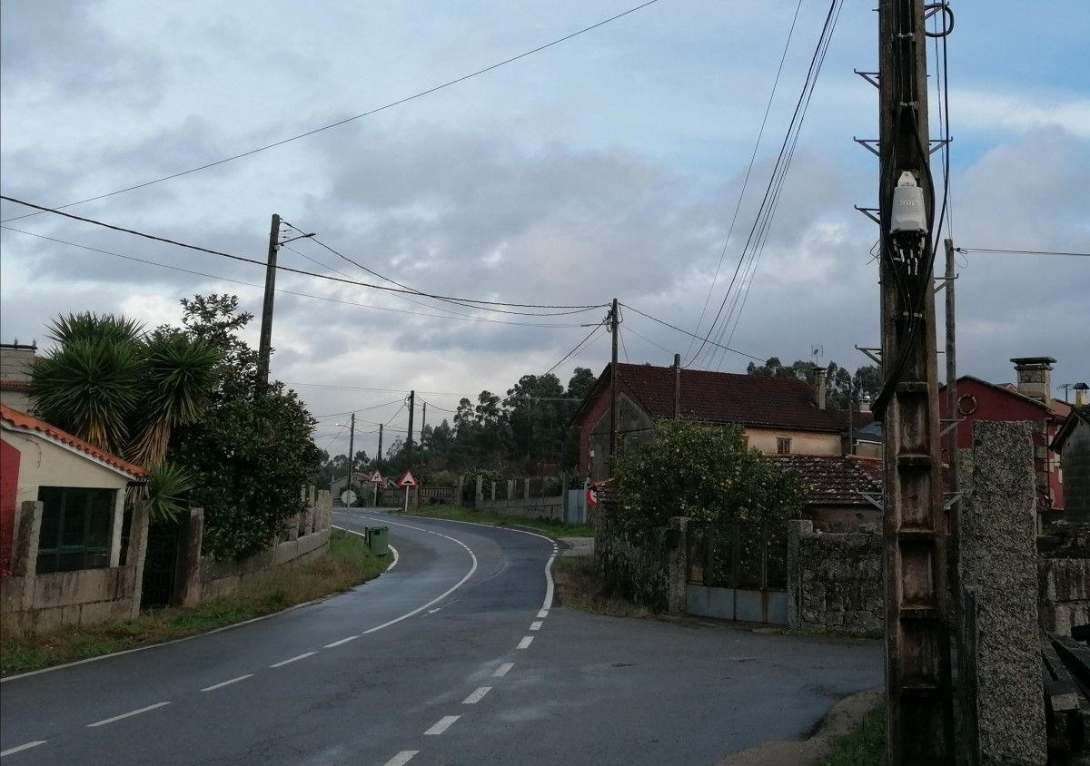 Instalación de la red de fibra óptica en Barro