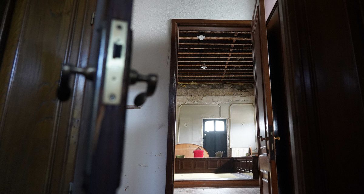 Estado no que se atopa a primeira planta da casa do concello