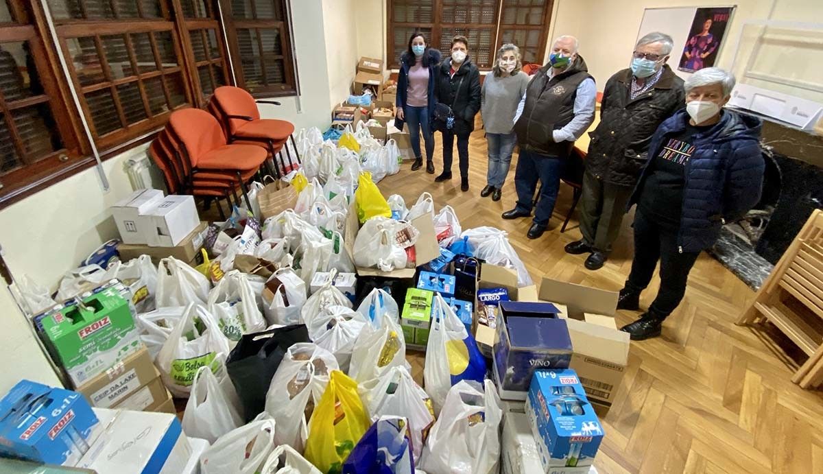 Alimentos recollidos na semana solidaria de Marín