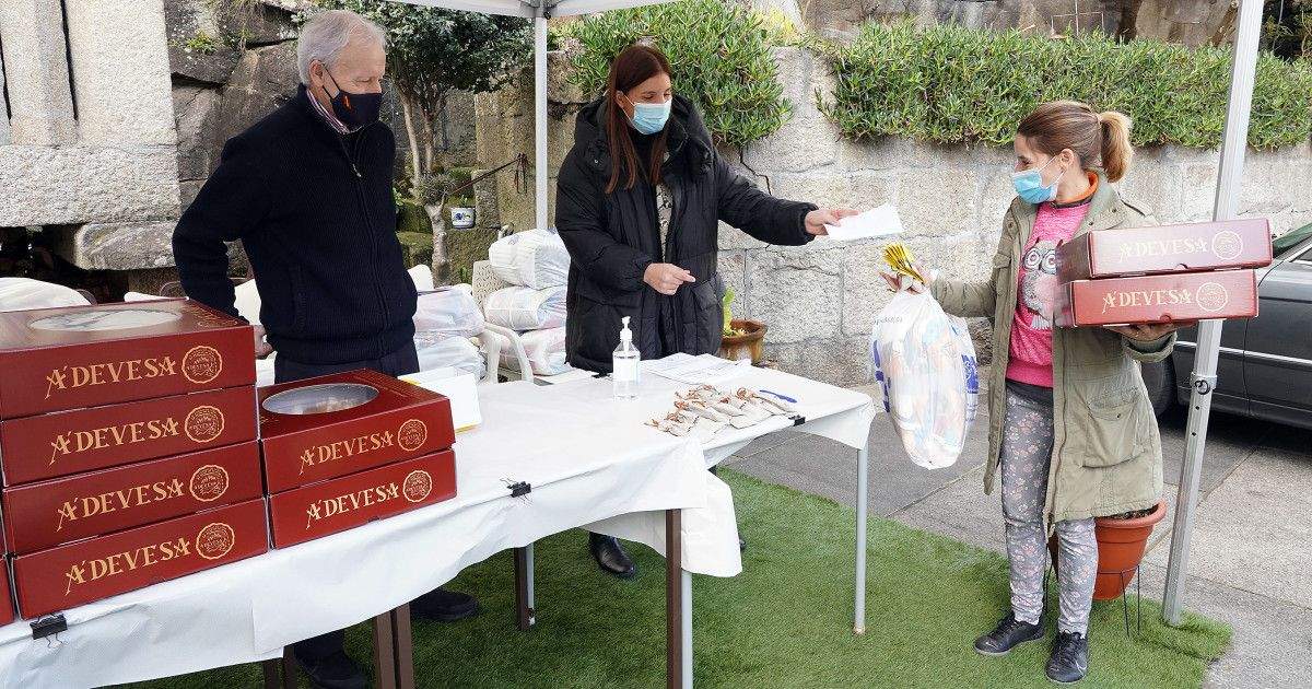 Entrega da rosca de Reis pola Fundación Amigos de Galicia