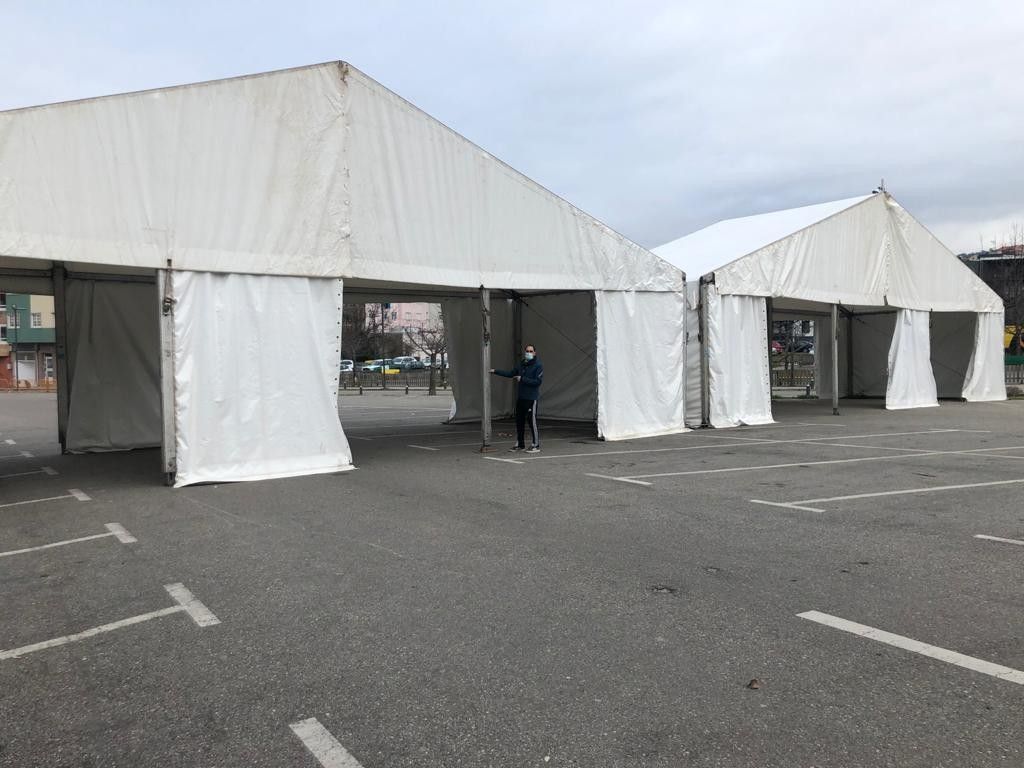 Carpa onde se realizará o cribado nas Lagoas, en Bueu