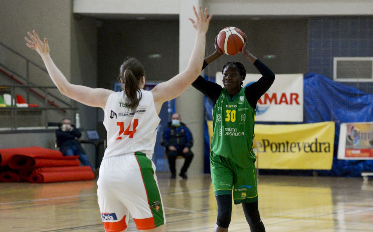 Bineta Ndoye, no partido entre Arxil e Ibaizábal no CGTD