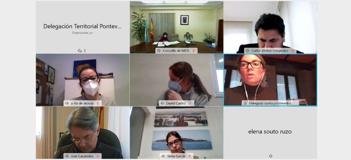 La delegada territorial de la Xunta en Pontevedra informó por videoconferencia a los alcaldes