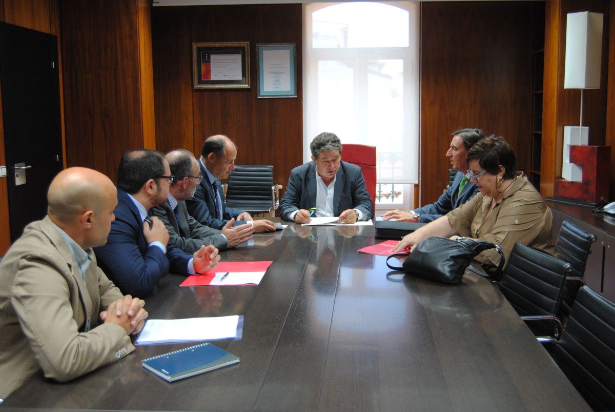 Reunión de coordinación del proyecto Campus Crea en el Concello de Pontevedra