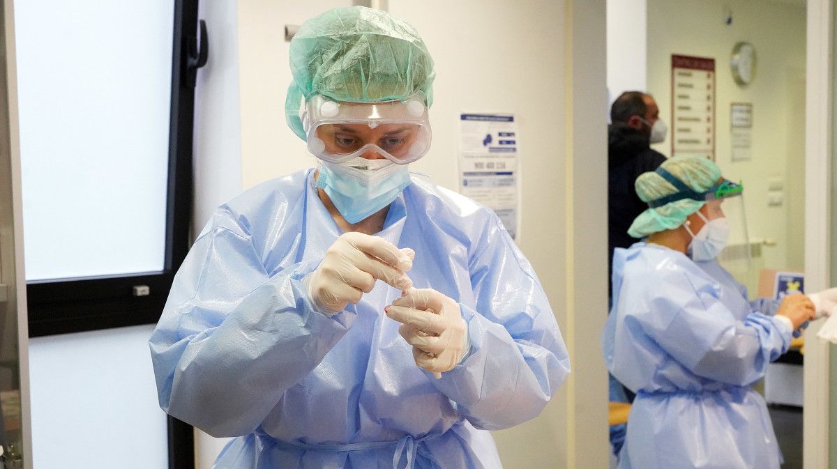 Persoal sanitario durante a pandemia