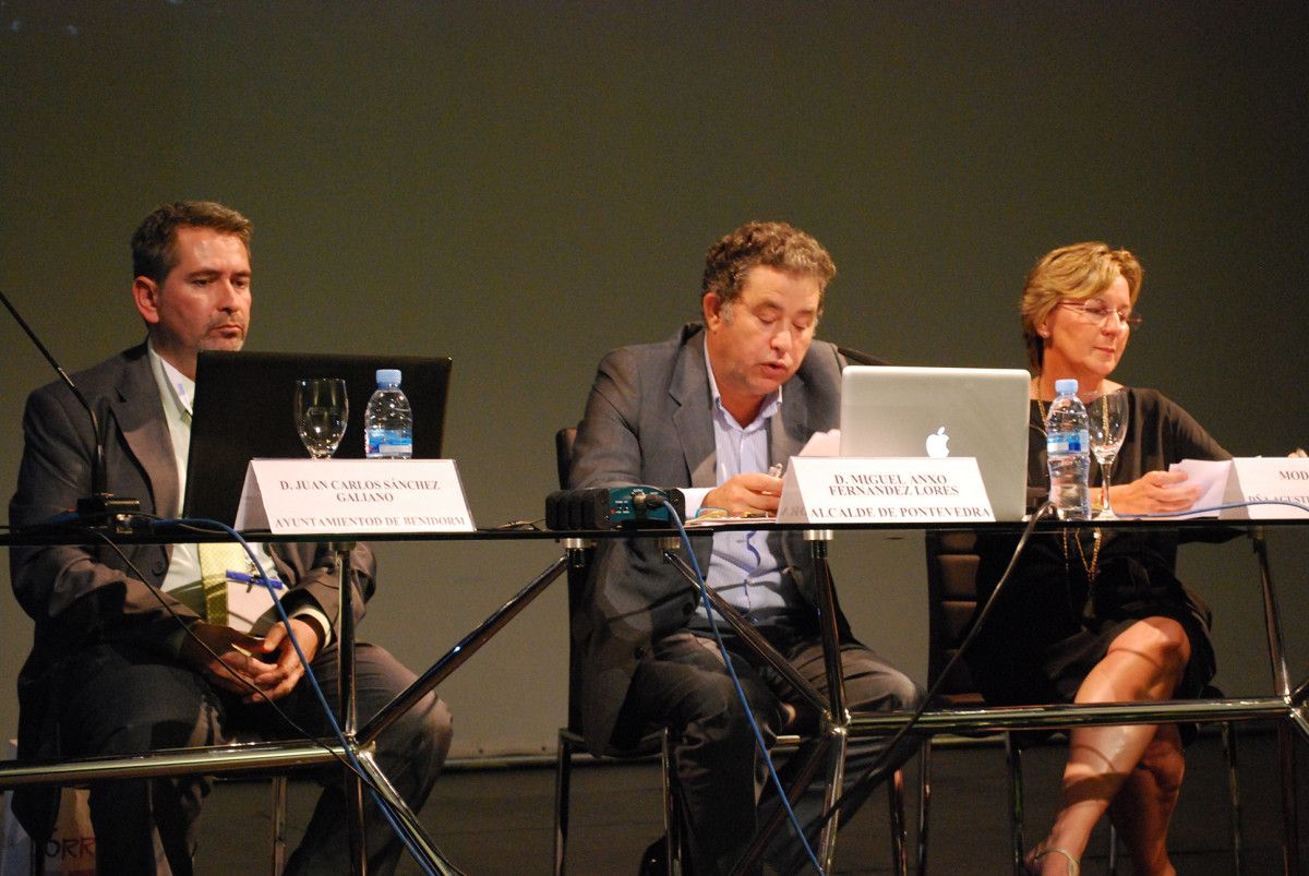 El alcalde de Pontevedra durante su intervención en las jornadas de la DGT en Torrevieja