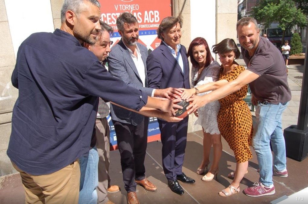 Xunta e Concello de Vilagarcía colaborarán na reforma do pavillón de Fontecarmoa