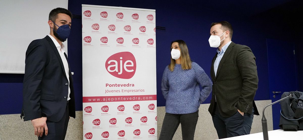 J​avier Costa​,​ ​Alicia Montes​ e Jesús Rey