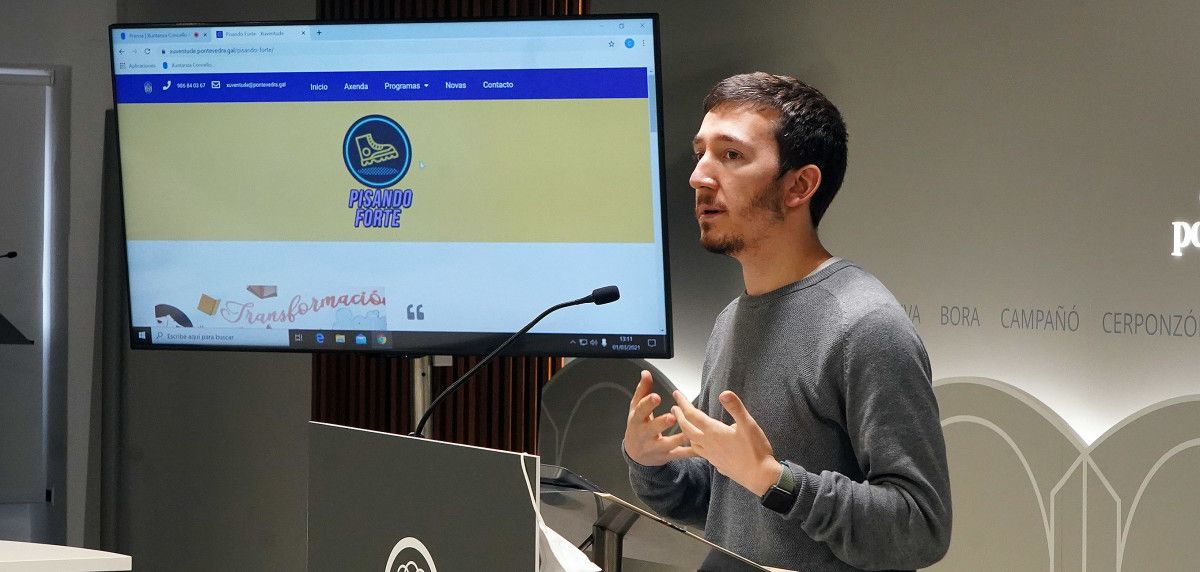 Albeto Oubiña presenta 'Pisando forte'
