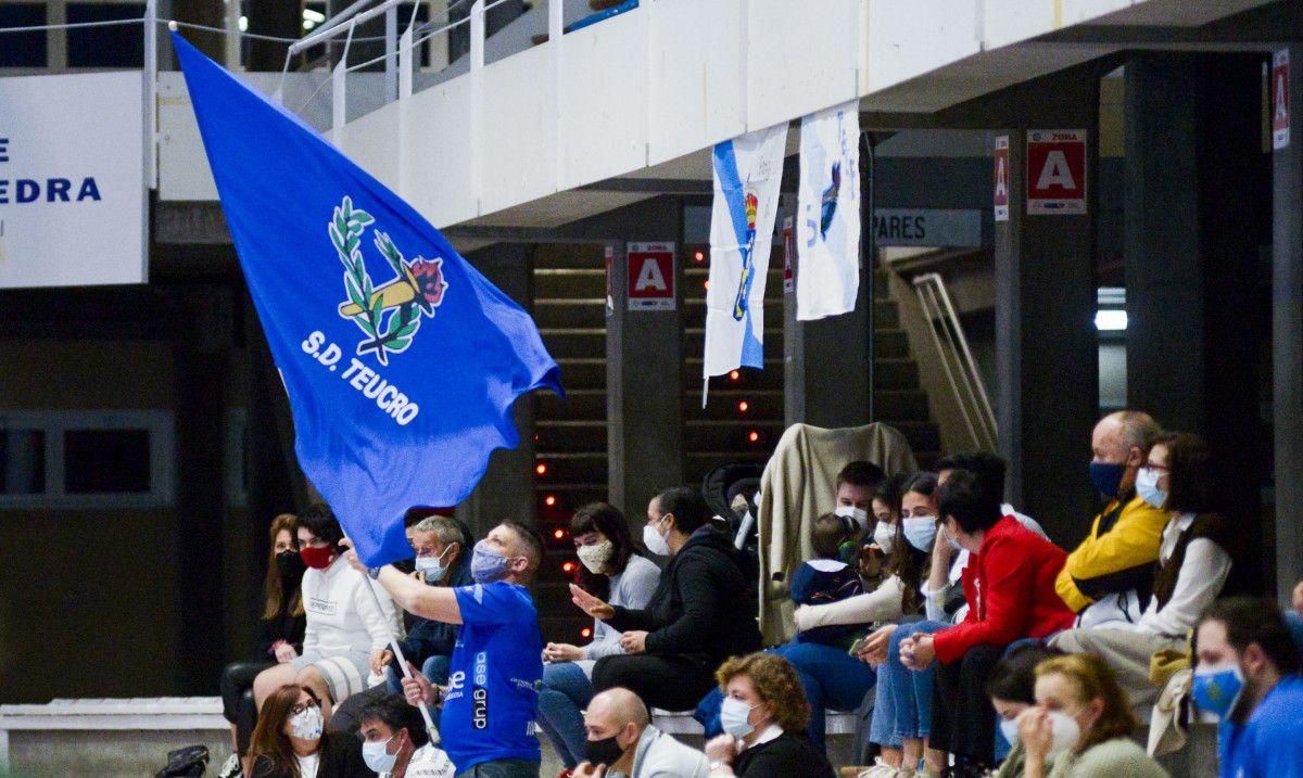 Bancada do Municipal no partido entre o Teucro e o Bordils