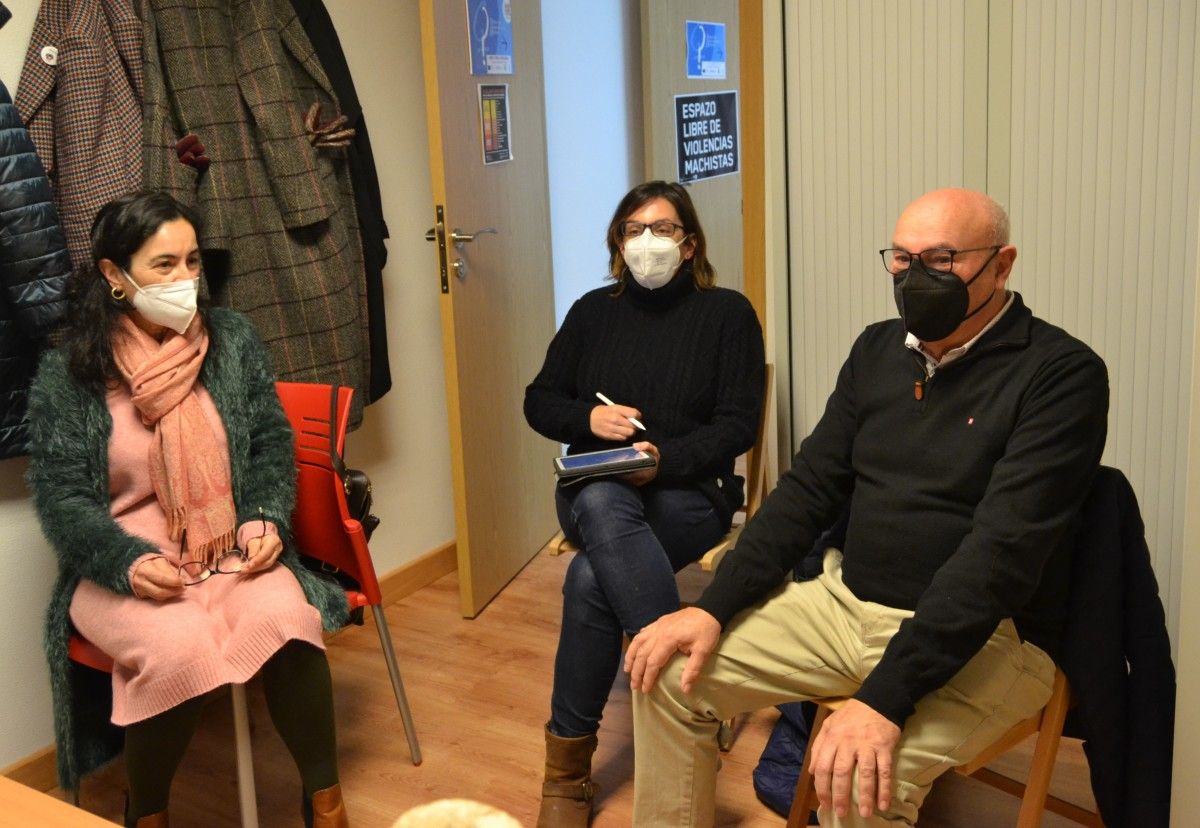 Reunión del jurado del XI Certamen de Relatos de Mujer Matilde Bares 