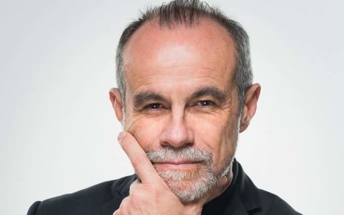 O catedrático, Carlos Moreno