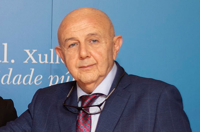 El presidente del Colegio de Enfermería de Pontevedra, Carlos Fernández