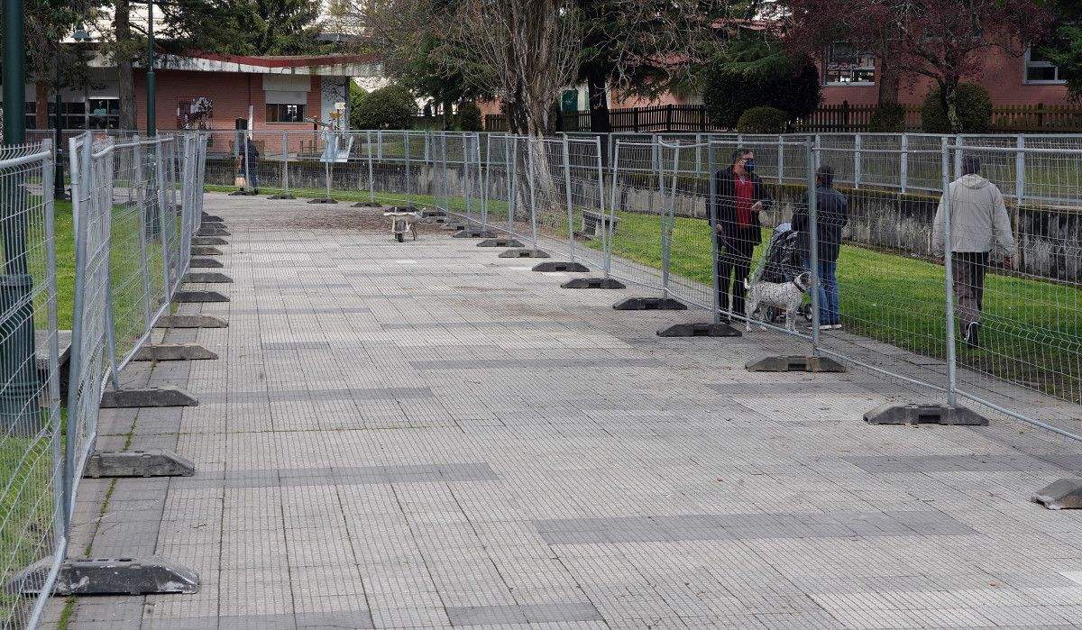 Acordonan el paseo del Gafos en Campolongo por riesgo de derrumbe