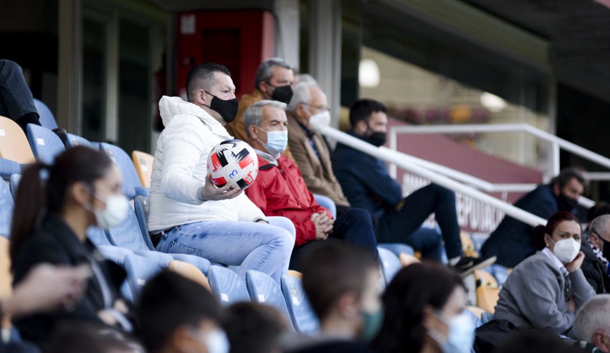 Partido entre Pontevedra e Coruxo en Pasarón