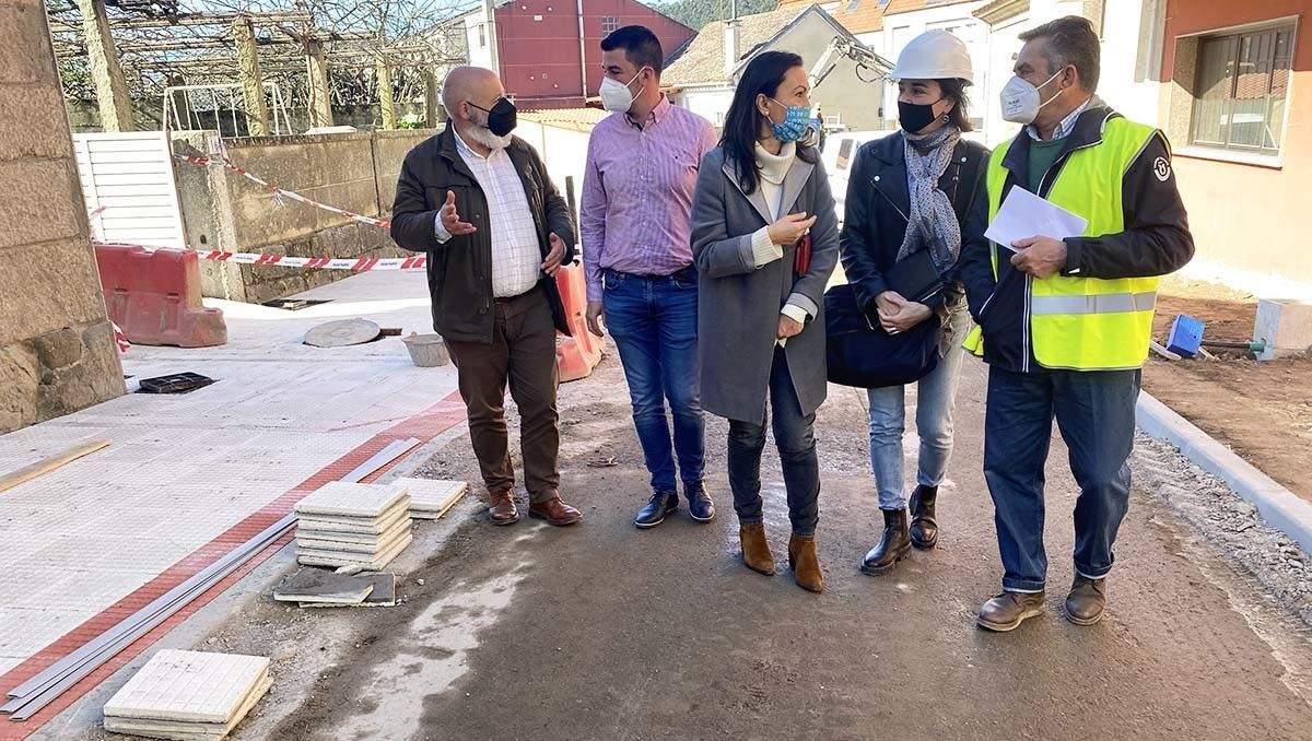 Obras de reforma do Camiño Vello de Seixo