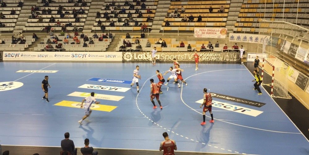 Partido entre o Bada Huesca e o Cisne