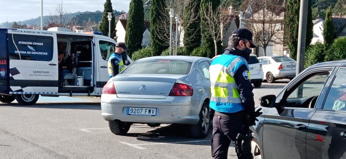 Control policial en Poio