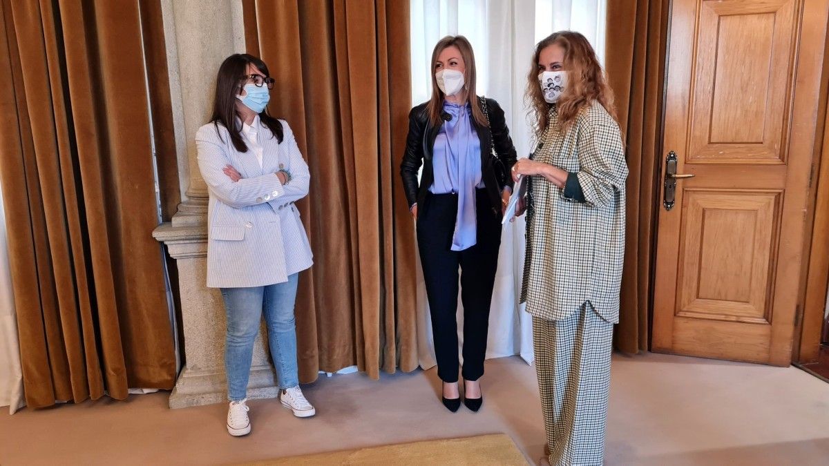 Sinatura do convenio entre a Misión Biolóxica e a Deputación de Pontevedra