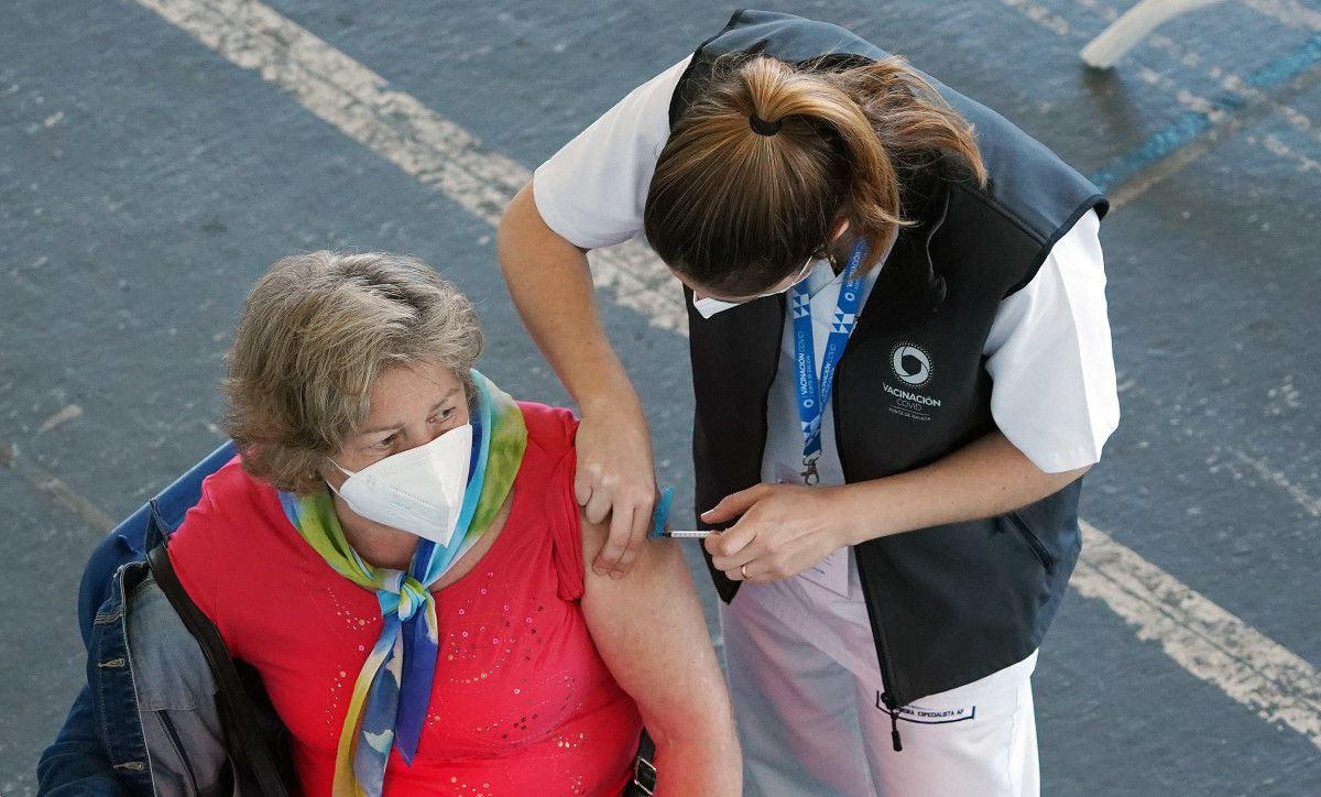 Vacunación masiva no Recinto Feiral de Pontevedra