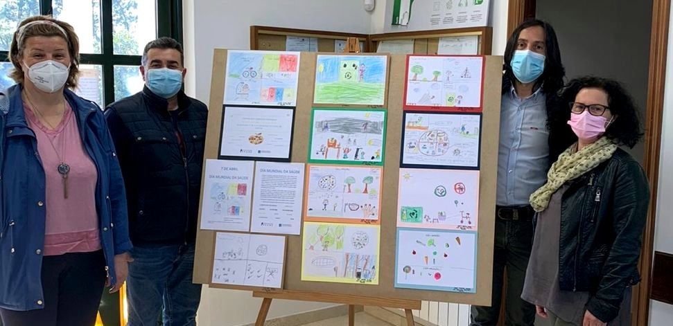 O alcalde Ricardo Martínez na súa visita ao EP do CEIP Domingo Fontán