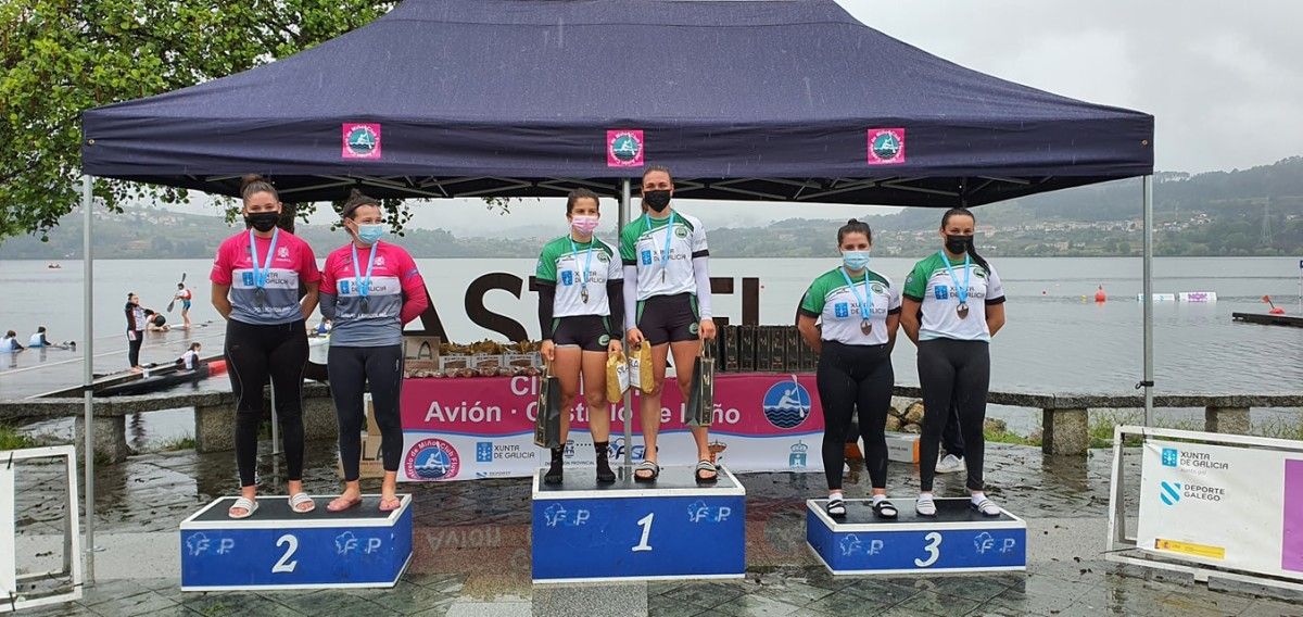 Podio do campionato galego de inverno de piragüismo celebrado en Castrelo de Miño