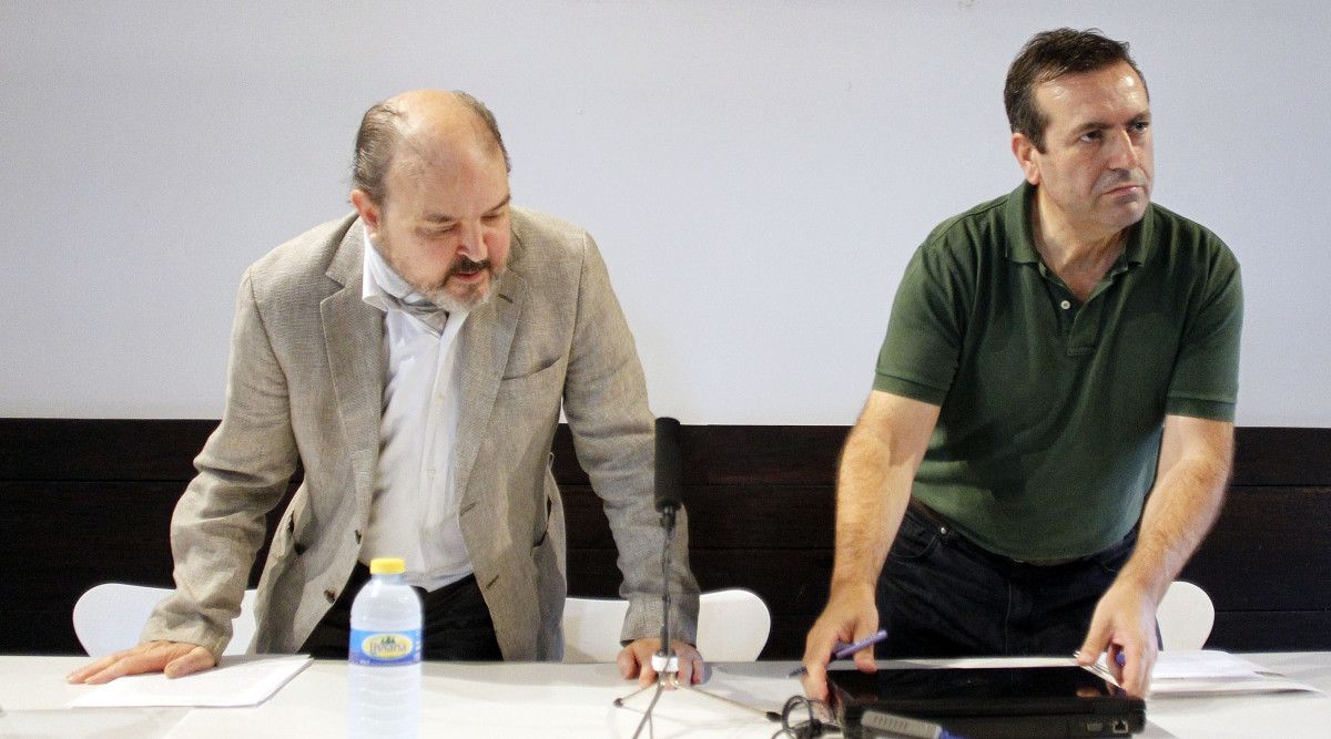 El historiador Juan Juega y el concejal de Patrimonio, Luis Bará