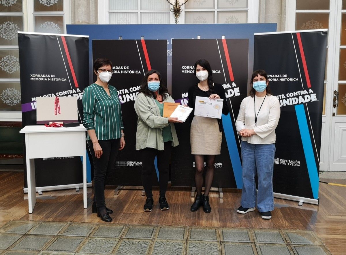 Entrega del premio del I Certame de Microteatro da Memoria