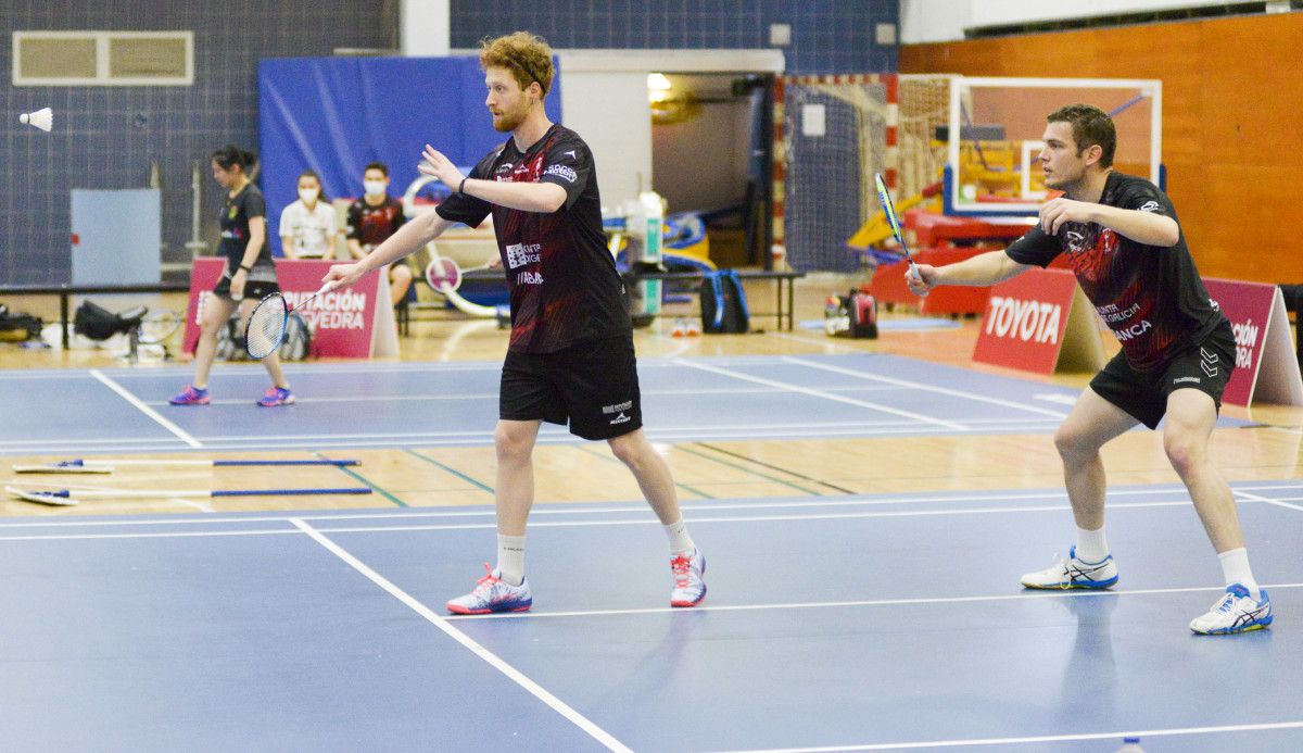 Partido entre o Club Bádminton Ravachol e o Arjonilla