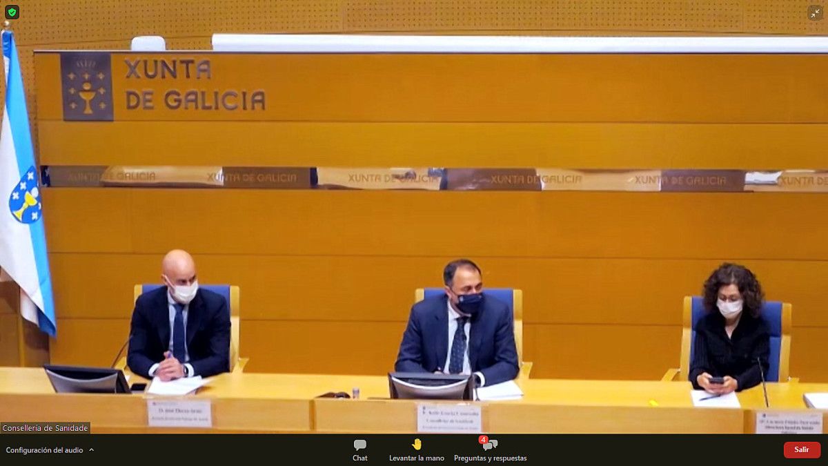 Rolda de prensa dos representantes do comité clínico este mércores 21 de abril