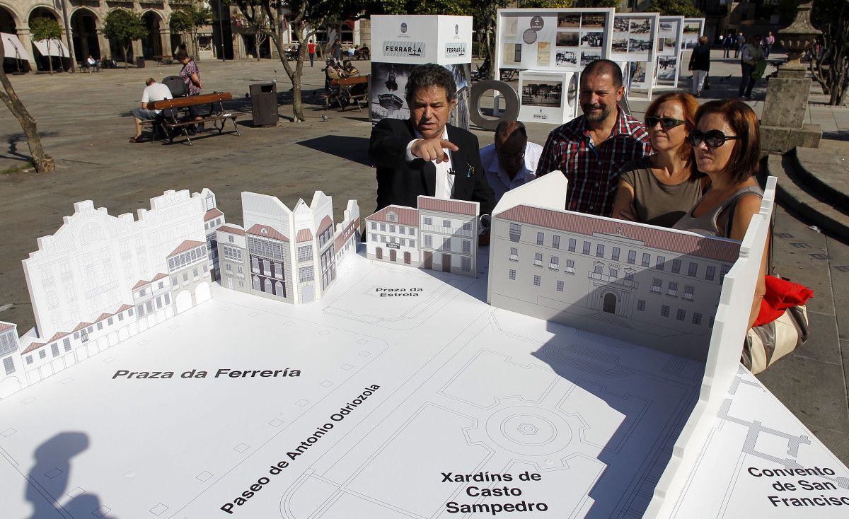 Exposición sobre a Praza da Ferraría
