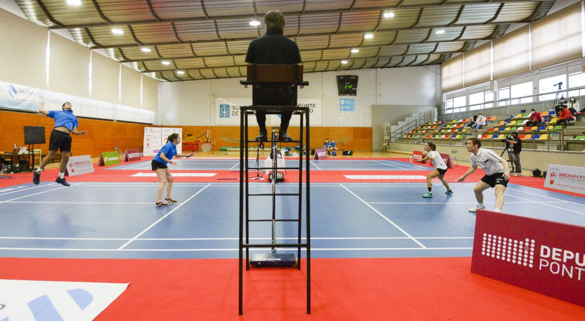 Partido entre o Club Bádminton Ravachol e o CB Alicante