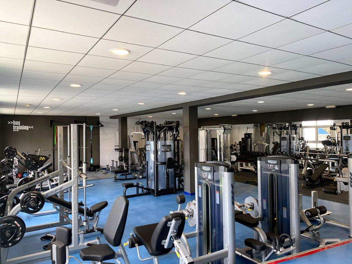 Gimnasio y Piscina municipal de Sanxenxo