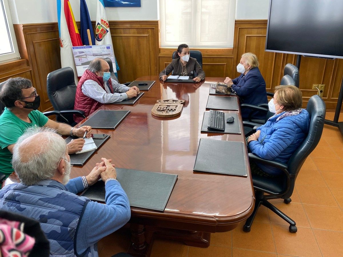 Reunión no Concello de Marín para organizar os actos da festa de San Xosé de Cantodarea
