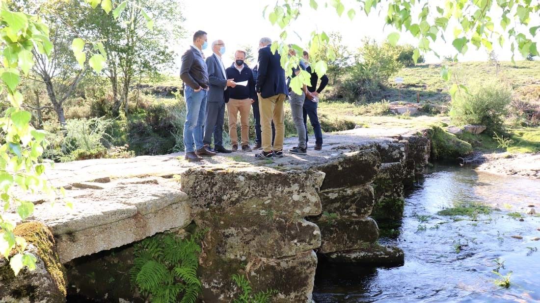 Viejo puente medieval de Liñares