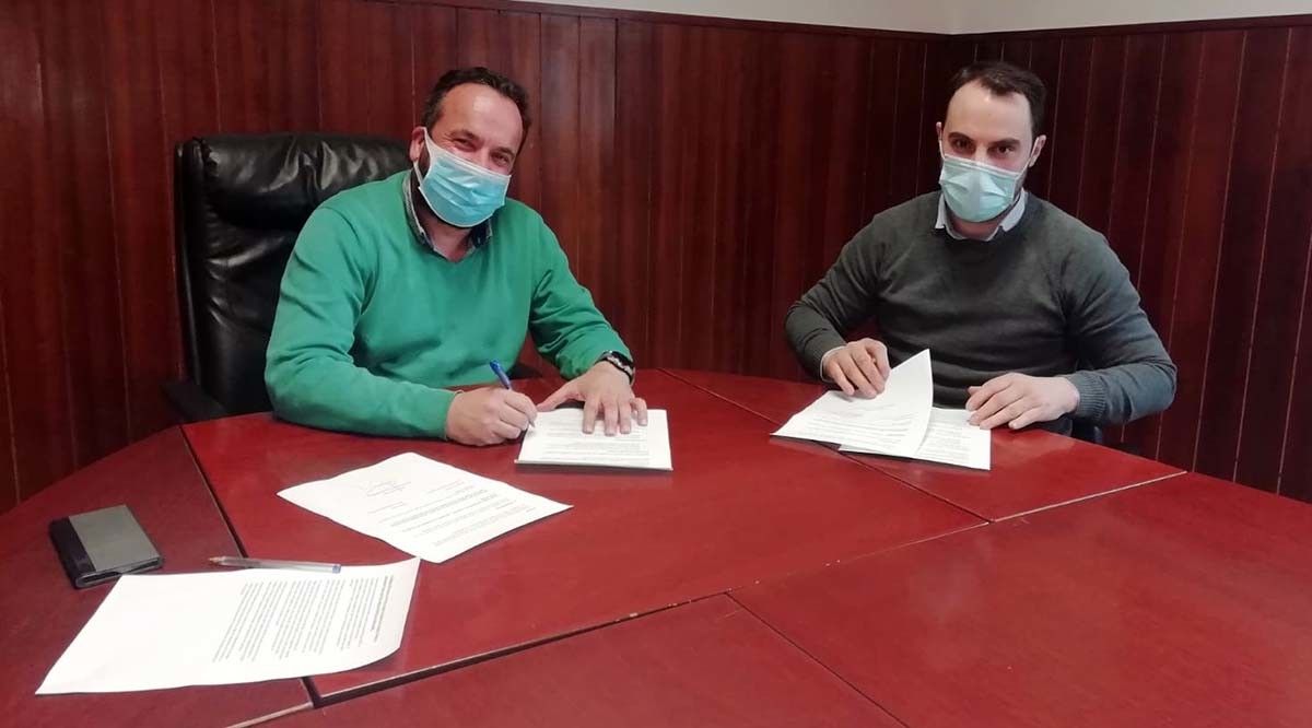 César Poza, alcalde de Vilaboa; y Alberto Acuña, portavoz del PP