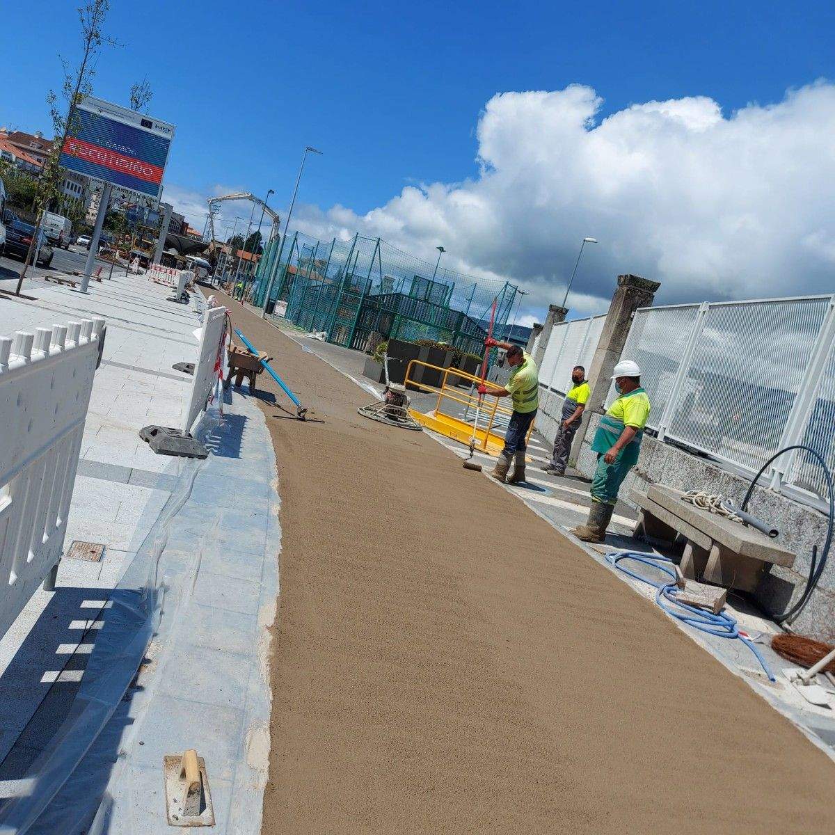 La humanización de la Avenida de Ourense, en Marín, entra en su recta final